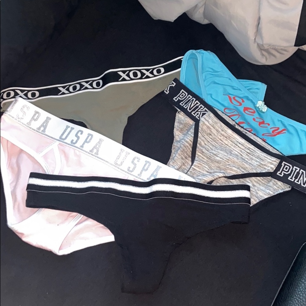 BUNDLE OF 5 MEDIUM SIZE PANTIES INCLUDING PINK